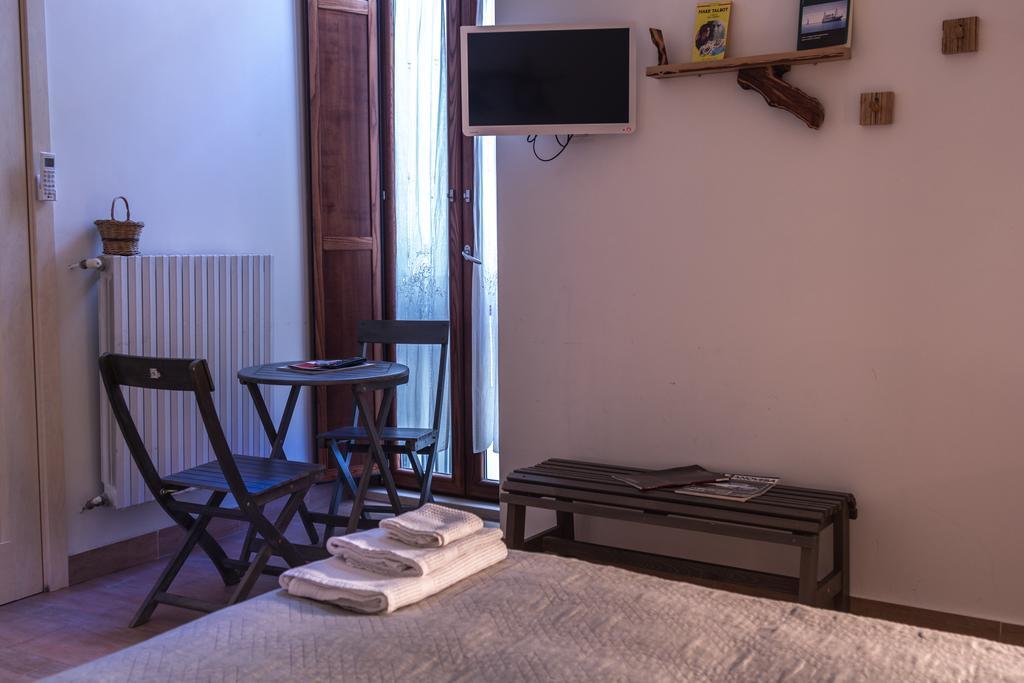4 Camere A Trani Rom bilde