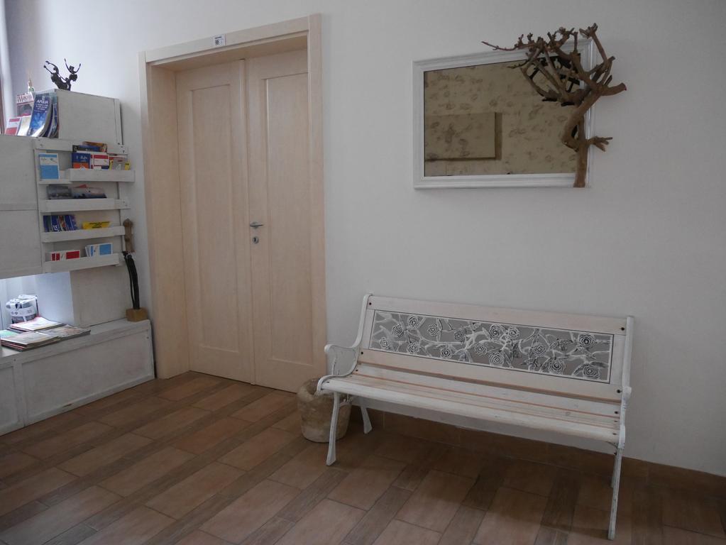 4 Camere A Trani Eksteriør bilde