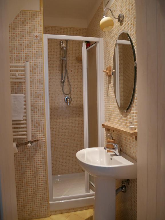 4 Camere A Trani Rom bilde